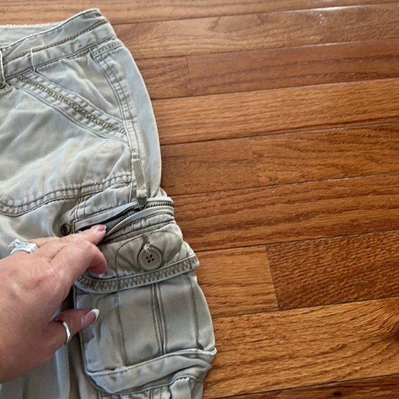 Aeropostale cargo khaki size 0 short - Picture 5 of 9